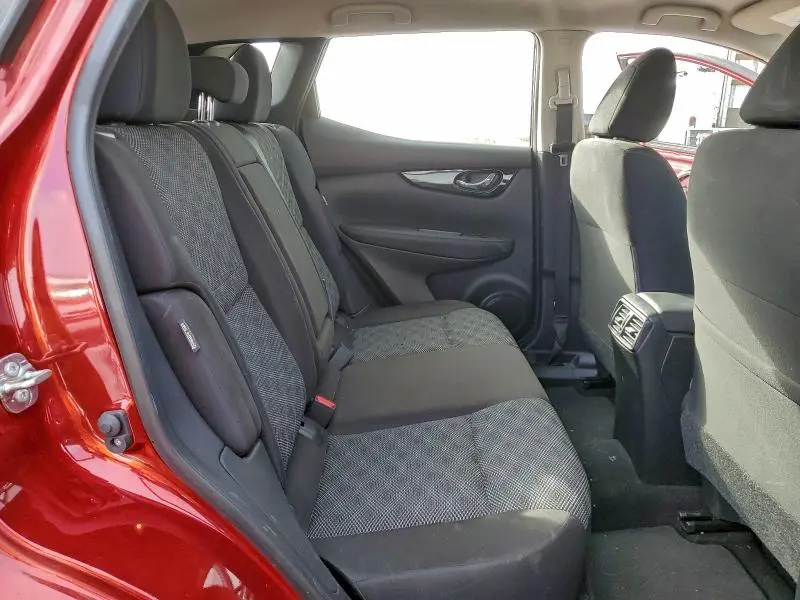 2022 NISSAN ROGUE SPORT SV  