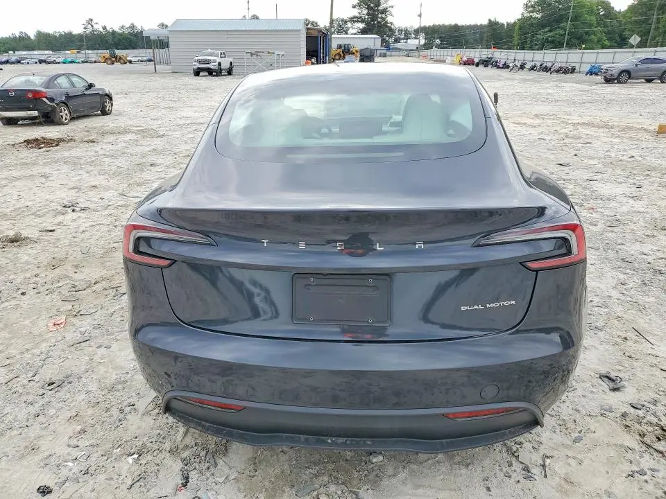 2024 TESLA MODEL 3   