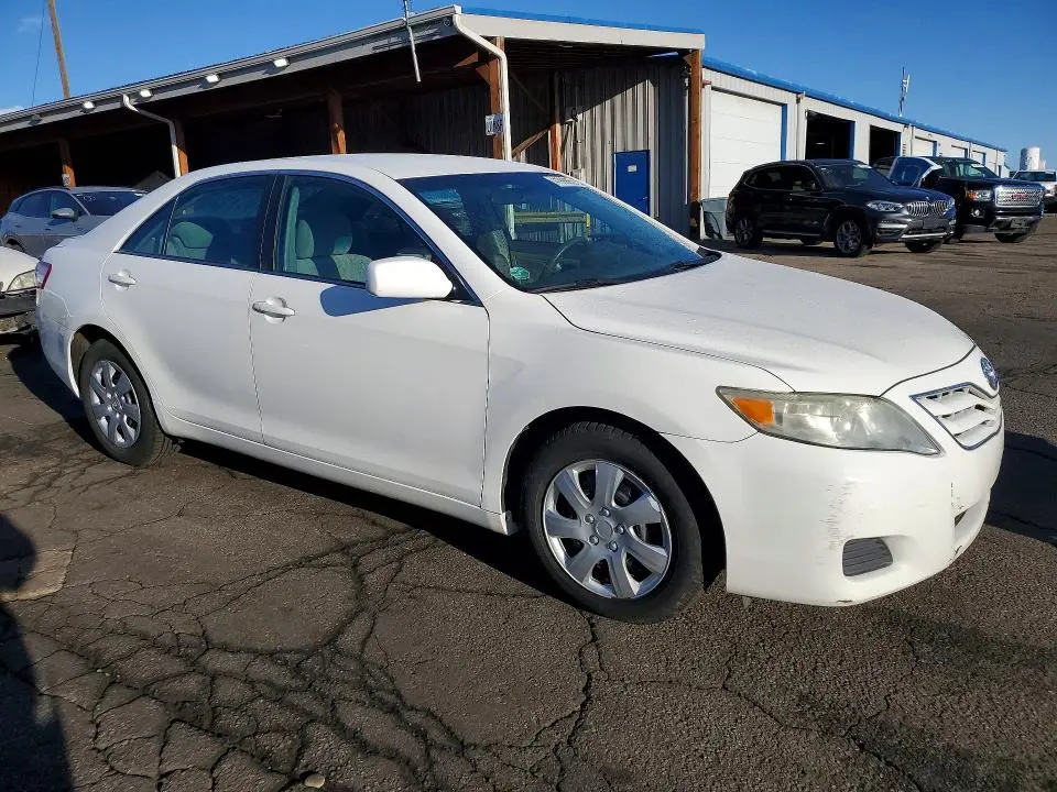 2010 TOYOTA CAMRY LE  