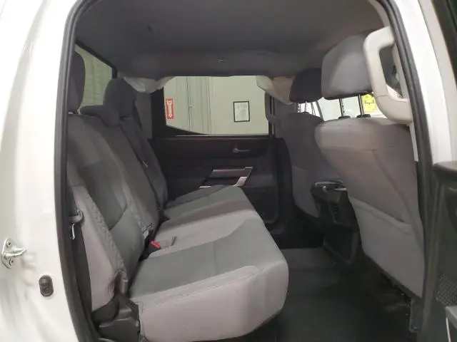 2023 TOYOTA TUNDRA CREWMAX SR  