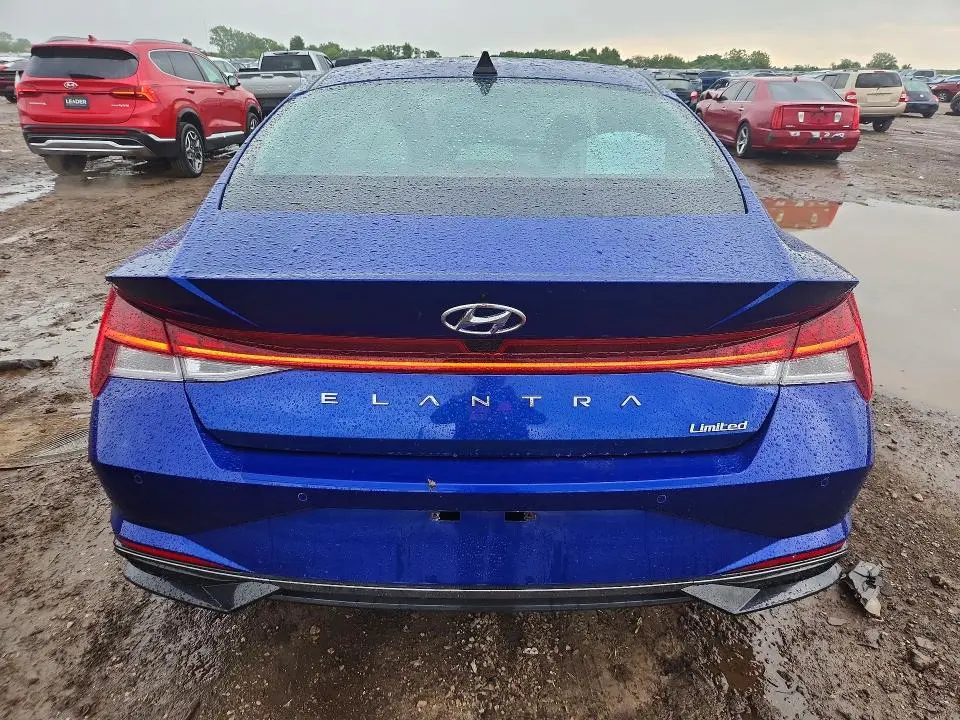 2023 HYUNDAI ELANTRA LIMITED  