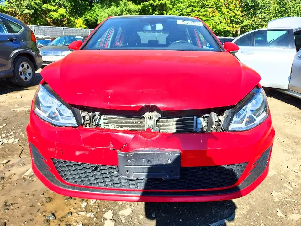 2015 VOLKSWAGEN GTI   