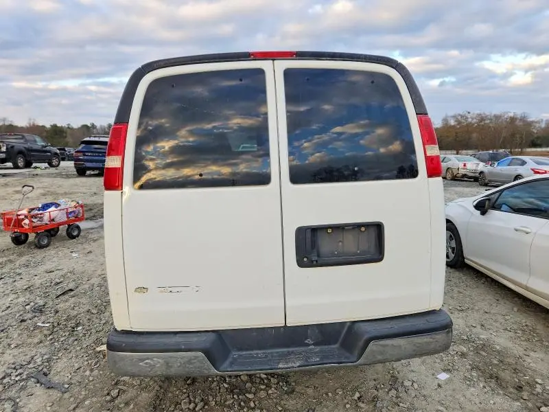 2018 CHEVROLET EXPRESS G3500 LT  