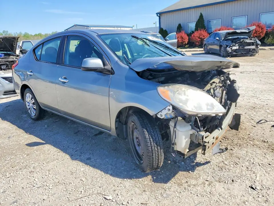 2013 NISSAN VERSA 1.6 S  