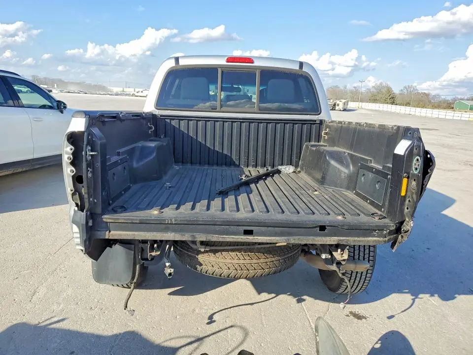 2013 TOYOTA TACOMA PRERUNNER V6  
