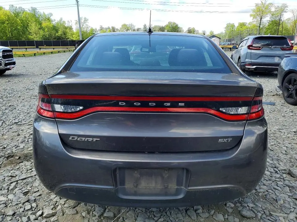 2015 DODGE DART SXT  