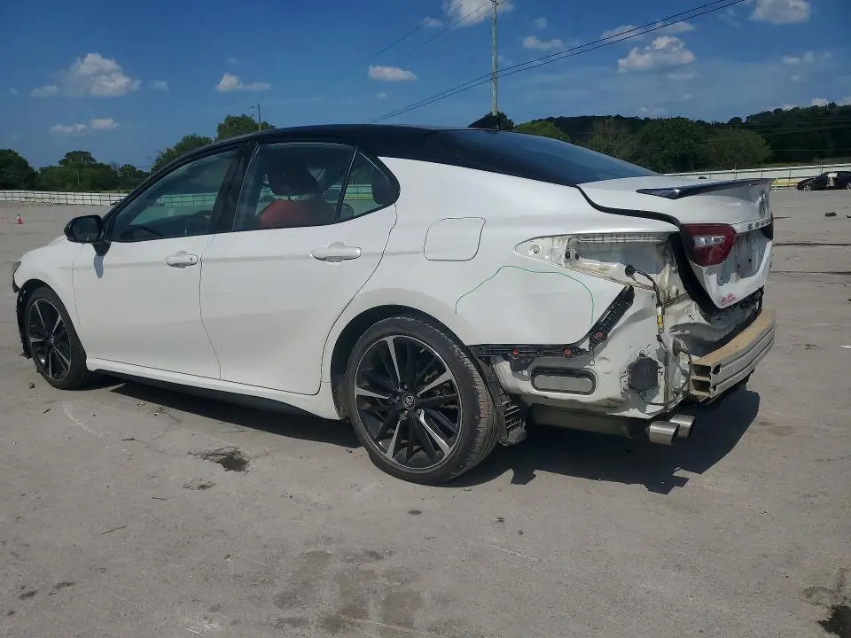 2019 TOYOTA CAMRY XSE  
