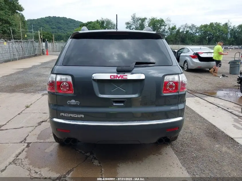 2011 GMC ACADIA SL