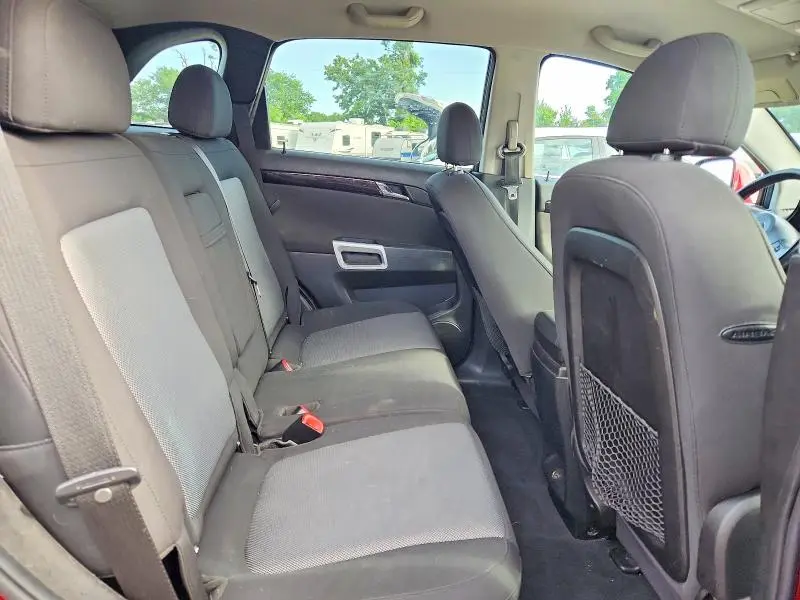 2014 CHEVROLET CAPTIVA LS  