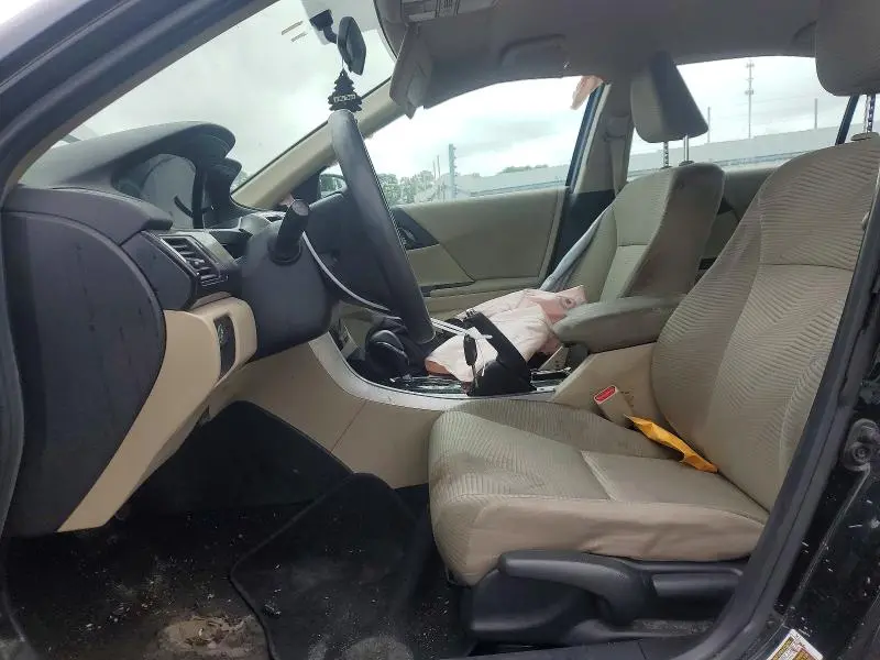 2017 HONDA ACCORD LX  