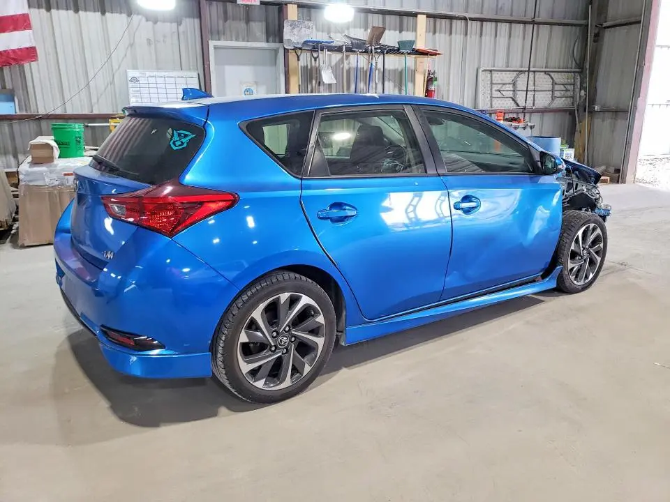 2018 TOYOTA COROLLA IM   