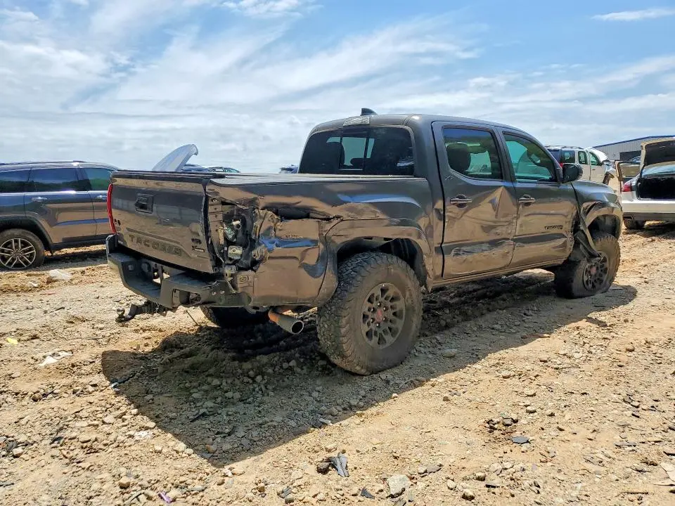 2021 TOYOTA TACOMA SR5 V6  