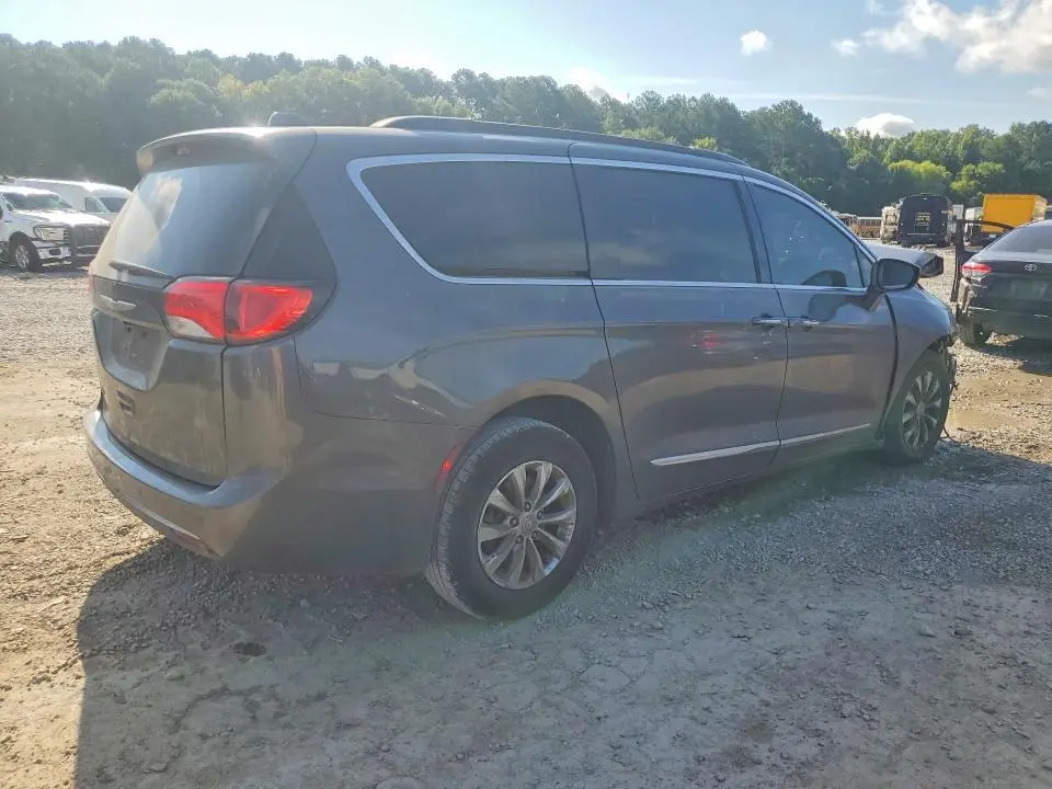 2017 CHRYSLER PACIFICA TOURING L  