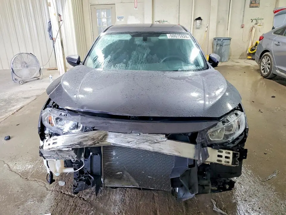 2018 HONDA CIVIC LX  