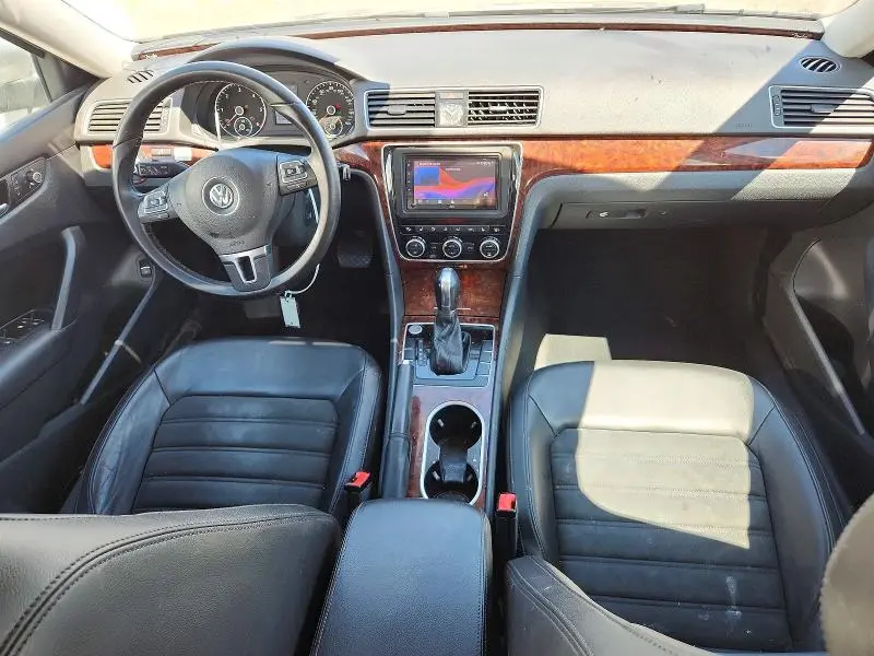 2013 VOLKSWAGEN PASSAT SEL  
