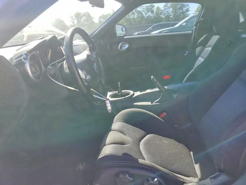 2010 NISSAN 370Z BASE  
