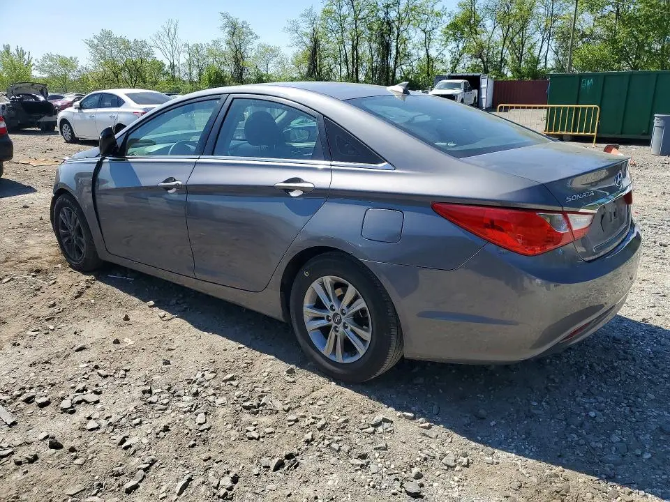 2013 HYUNDAI SONATA GLS  