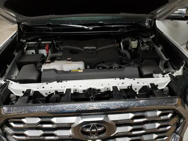 2024 TOYOTA TUNDRA CREWMAX PLATINUM  