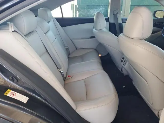 2011 LEXUS ES 350  
