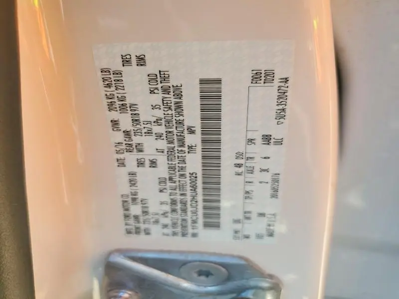 2017 FORD ESCAPE TITANIUM  