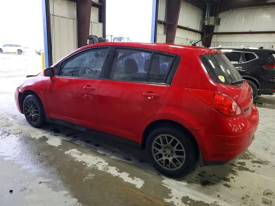 2010 NISSAN VERSA   
