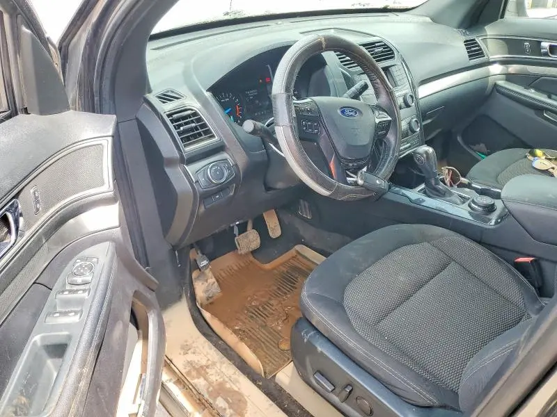 2019 FORD EXPLORER XLT  