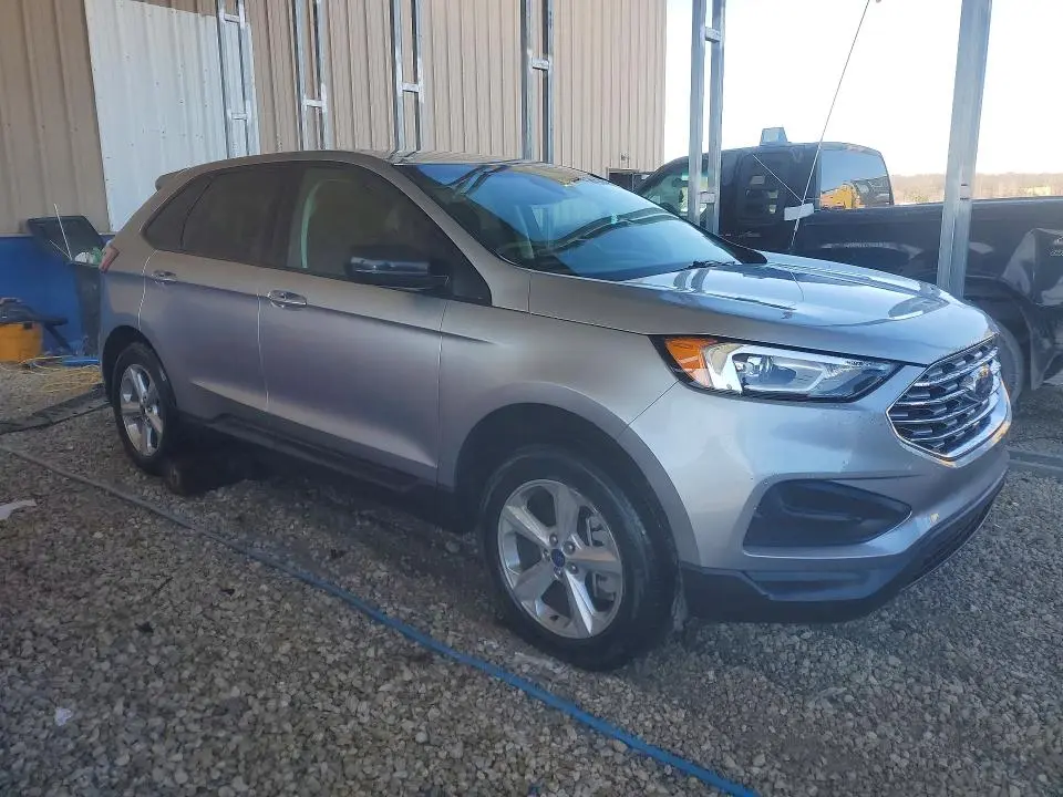 2021 FORD EDGE SE  