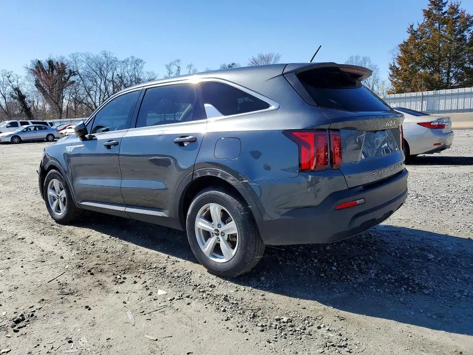 2022 KIA SORENTO LX  