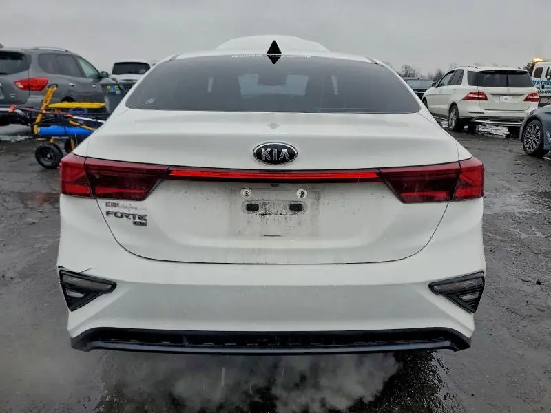 2019 KIA FORTE FE  