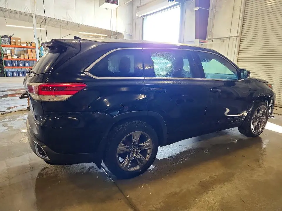 2017 TOYOTA HIGHLANDER LIMITED PLATINUM  