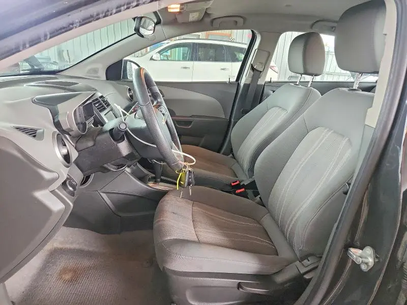 2015 CHEVROLET SONIC LT  