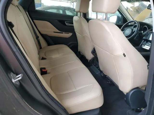 2018 JAGUAR F-PACE PREMIUM  