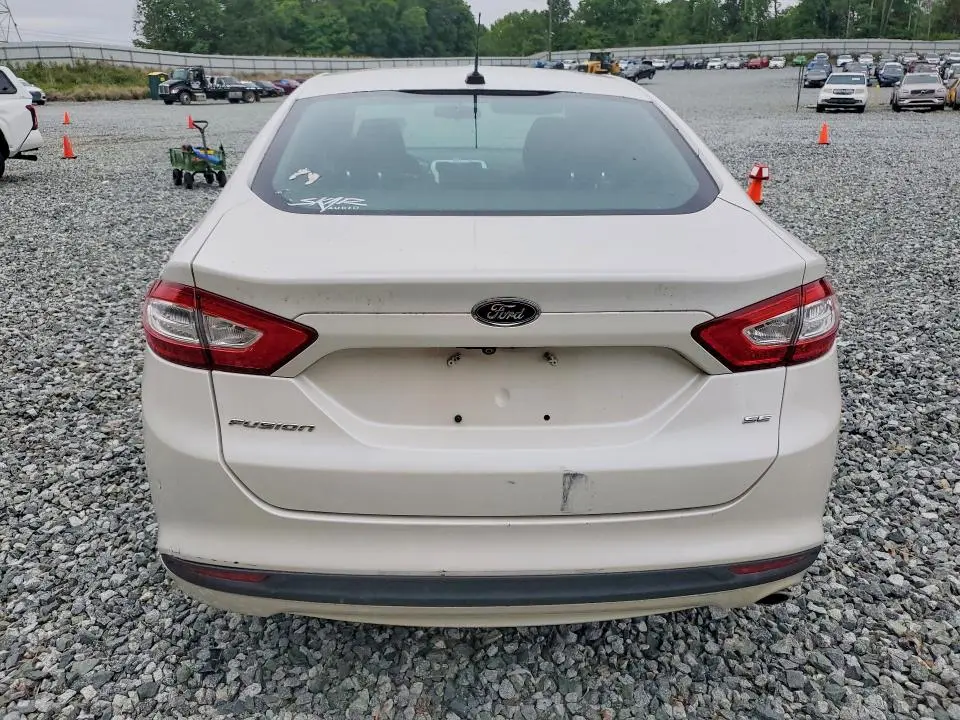 2013 FORD FUSION SE  