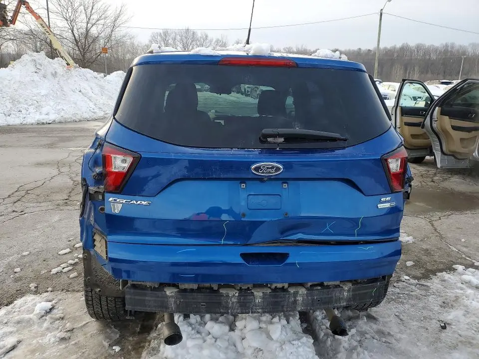 2019 FORD ESCAPE SE  