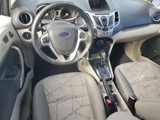 2013 FORD FIESTA SE  