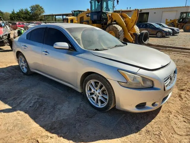 2014 NISSAN MAXIMA S  