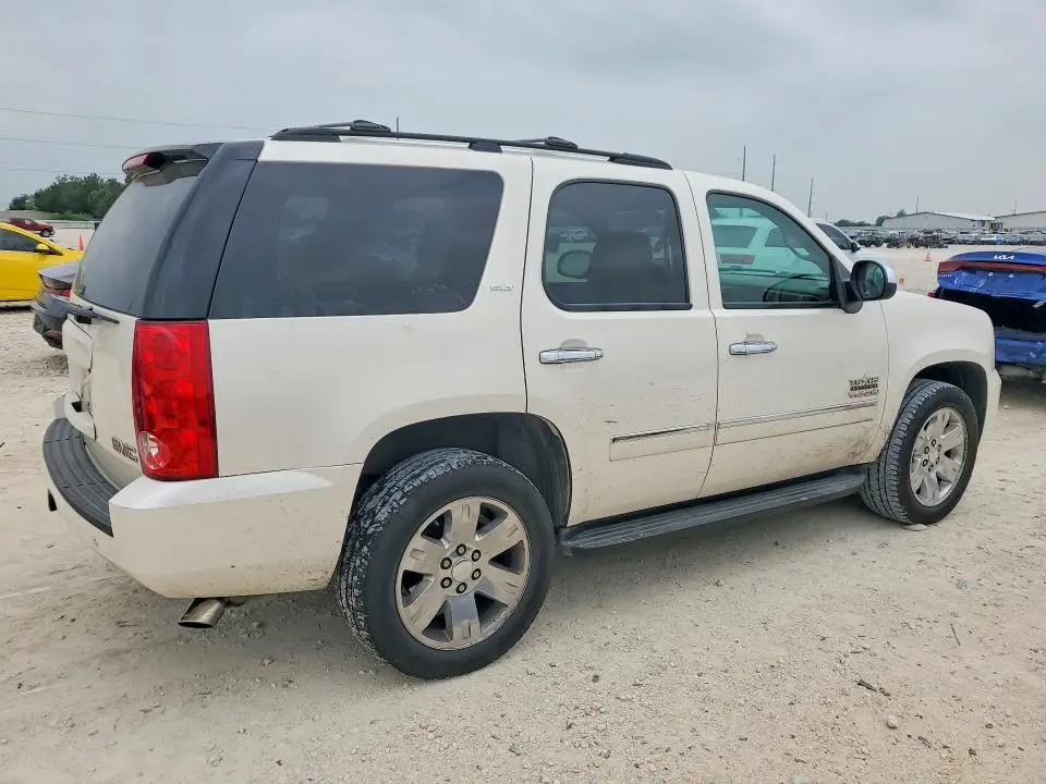 2013 GMC YUKON SLT  