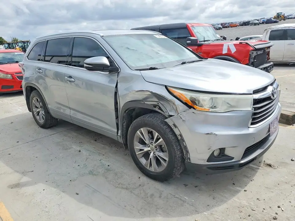 2014 TOYOTA HIGHLANDER XLE  