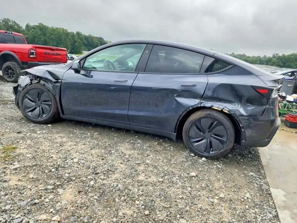 2026 TESLA MODEL Y   