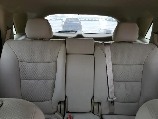 2011 KIA SORENTO BASE  