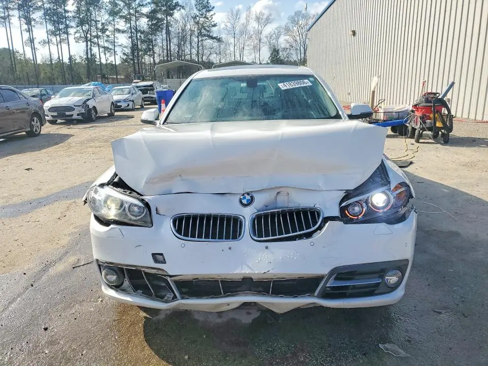2015 BMW 528 XI  