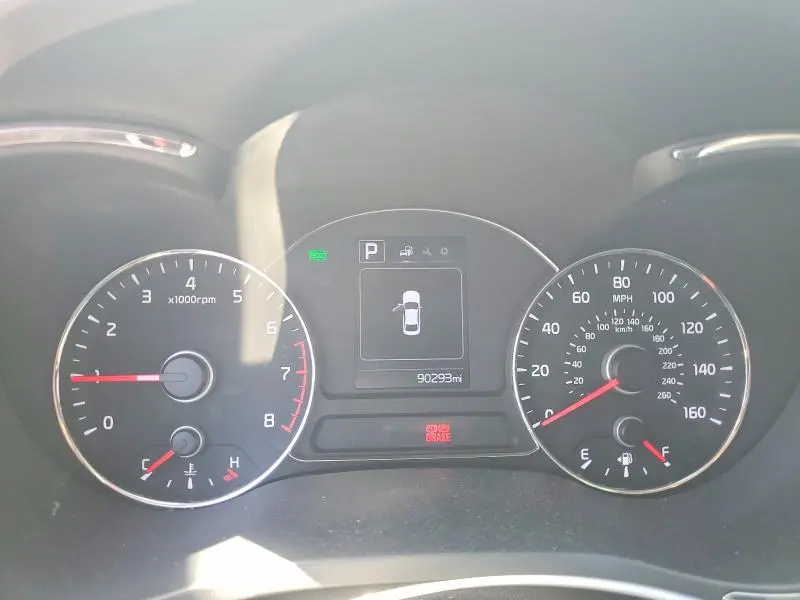 2017 KIA FORTE LX  