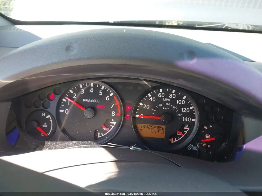 2016 NISSAN FRONTIER SV
