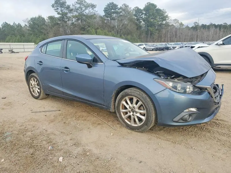 2015 MAZDA 3 TOURING  