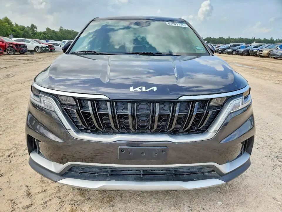 2024 KIA CARNIVAL LX  