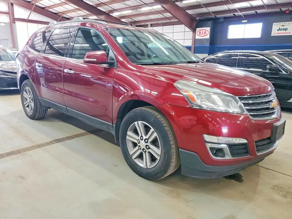 2017 CHEVROLET TRAVERSE LT  