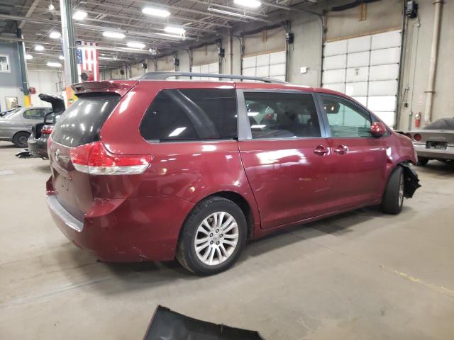 2011 TOYOTA SIENNA XLE