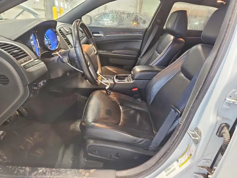 2011 CHRYSLER 300C   