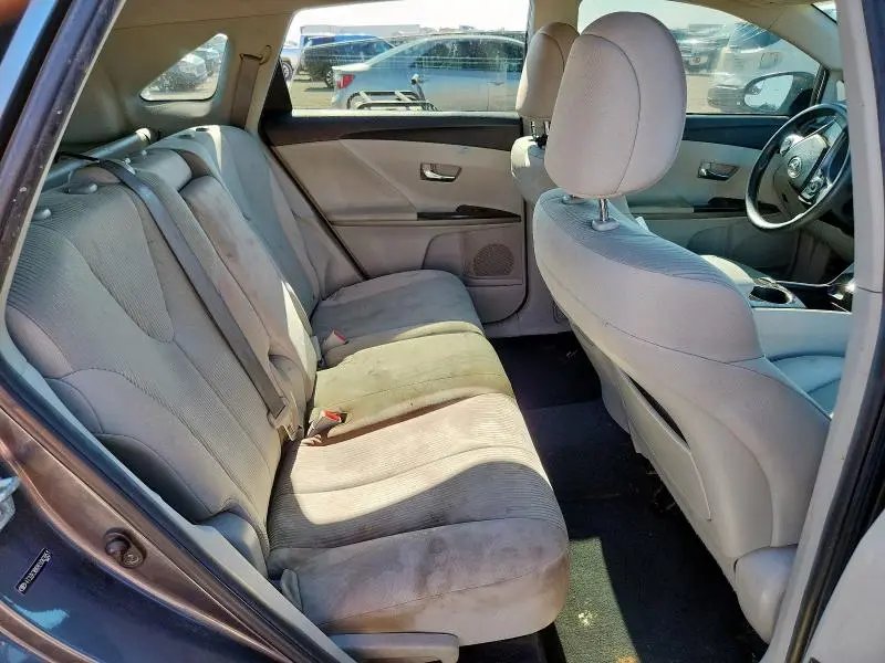 2014 TOYOTA VENZA LE  