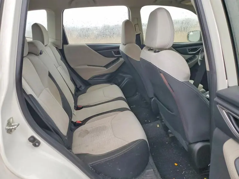 2021 SUBARU FORESTER   